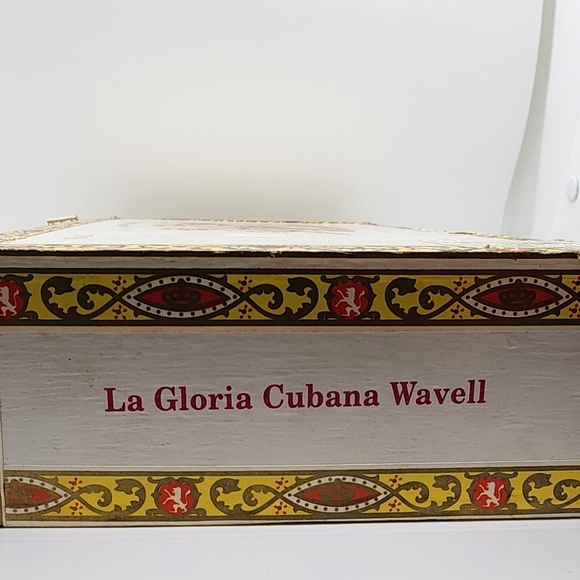 La‎ Gloria Cubana Wavell Calidad Suprema Vintage Cigar Box - Picture 3 of 16